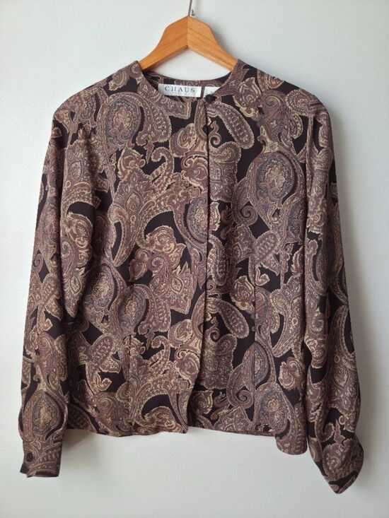 Chaus Tops - EUC CHAUS DARK ACADEMIA PAISELY PRINT BUTTONED SHIRT LONG SLEEVES SIZE 10 / M